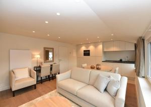 Ocean Suite 45 by BLOSS