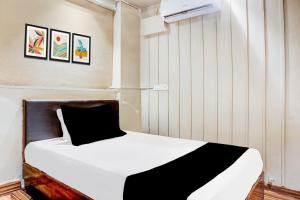 Collection O Aga Khan Palace Pune