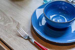 Lovely & Stylish 2-Bedroom Apartment