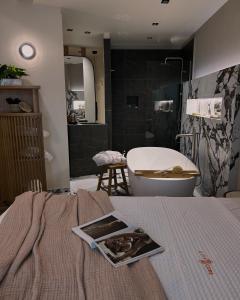 City Core Katerini, Platea Lux