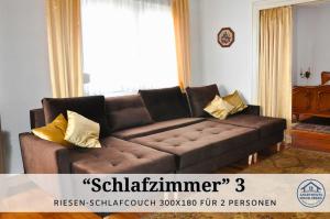 Apartment Rosie - Rustikal und top ausgestattet und ideal für Gruppen bis 6 Personen und Hund, egal ob Familie, Kollegen oder Freunde, 85qm mit Garten und eigener Garage