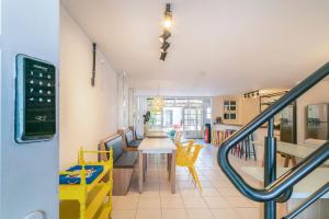 Casa familiar na exuberante praia de 4 ilhas.
