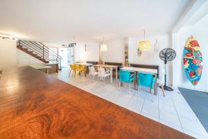Casa familiar na exuberante praia de 4 ilhas.