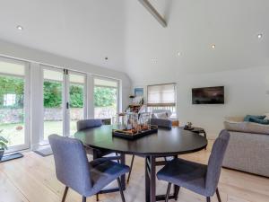 Fir Tree Apartment - Uk49993