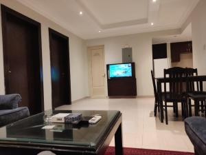 APARTMENT near GULF DELMON
