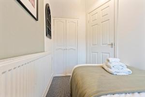 Hillview Escape - Group-Friendly Comfort