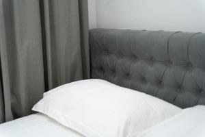 Golden Corner 1 - Sweet Escape Apartments