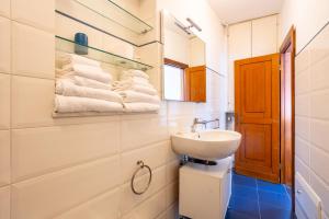 LArpara Casa al Molo dal Mare al Castello