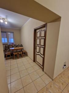 Apartment on Kravchuka, 11b