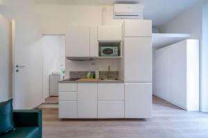 Milano Center - 5 Station, 20 Duomo - Wifi, AC