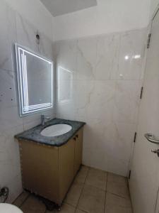 Golden Inn & suits, Lucknow