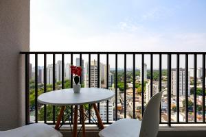 Hub Alto da Boa Vista Apartments