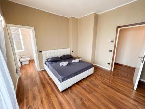 SkyLoft Bergamo - Attico Chic con Panorama Unico