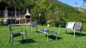 Acquanera 6&2 by Marche Holiday Villas