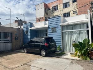 Lindíssima Casa, em condomínio !