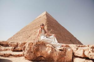 Lumina Pyramids Inn