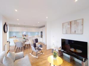 Spacious 2-Bedroom Apartment in Prime Location