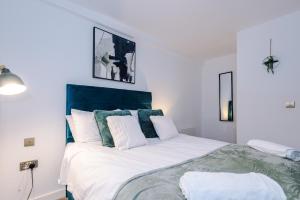 Manchester City Centre, Salford, 1 bed apartment