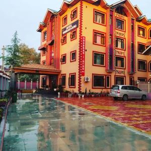 Hotel Shuhrah-I-Afaq - Near Srinagar Airport