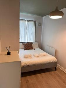 Compact 1 bedroom apt plus sofa bed next to Guinness