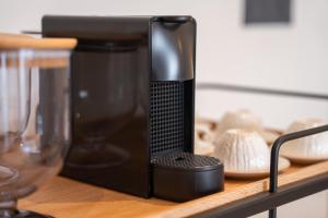 3BR 3BA Family Apt Pool Gated Residence