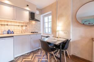 Cozy Urban Apartment