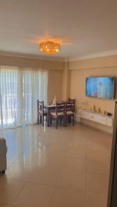 Marvilla - Coastal Condo Poolside & Ocean View