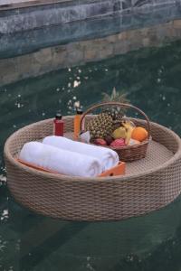 Hills and dales by Olivstays