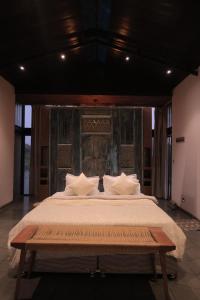 Hills and dales by Olivstays