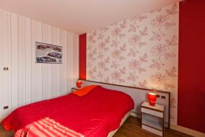 Hotels Cit'Hotel Du Circuit : photos des chambres