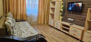 2 комнатная квартира возле метро Салтовское Героев труда