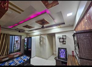 Private Room in Thane At ovale naka