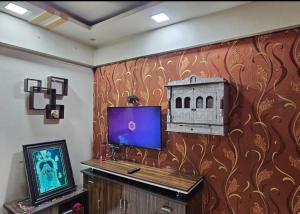 Private Room in Thane At ovale naka