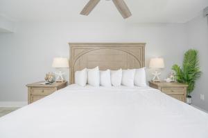 Phoenix V 1009 condo