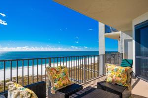 Phoenix VI 61403 condo