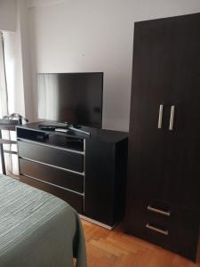 Departamento luminoso con balcón terraza y vista abierta