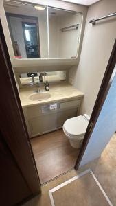 Stunning Motor Yacht in Corfu