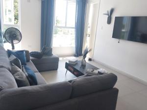 402 oasis in the city