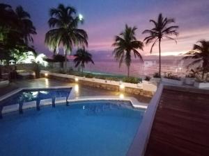 Apartamento con salida a la Playa Nautilus