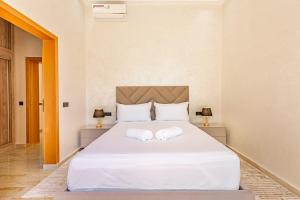 Villa Kamélia 5000m Hammam Piscine Chauffée et Sans Vis à Vis