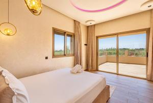 Villa Kamélia 5000m Hammam Piscine Chauffée et Sans Vis à Vis