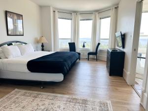 Seaview Executive Home