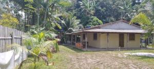 Sitio na floresta px a Belém