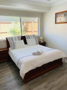 Stones Throw at Sapphire