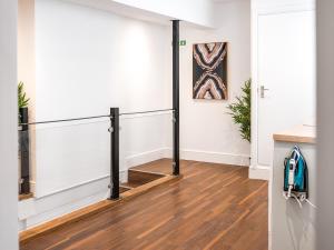 Hilltop Apartment 7 - Uk50599