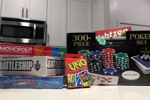 Beautiful 1BD - 5Min DT, Gym, Parking, W-D - Sleeps 6