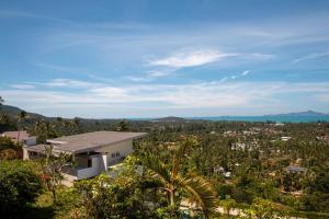 C242 Panoramic Sea View 2BR Infinity Pool & Gym