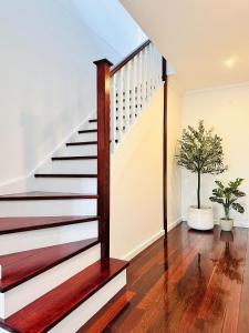 Serene Escape with Birds, Trees & Breeze