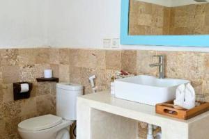 Quacey 1 BR Deluxe Room ZN302