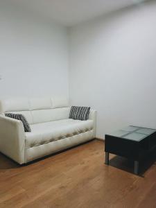 38Nice room phuket town near Shopping Malls and Naka night market